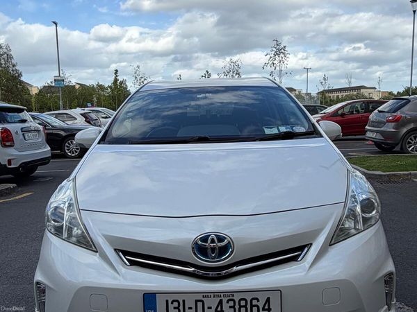 Toyota Prius MPV, Petrol Hybrid, 2013, White
