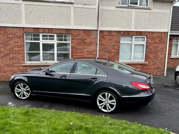 Mercedes-Benz CLS Saloon, Diesel, 2015, Black