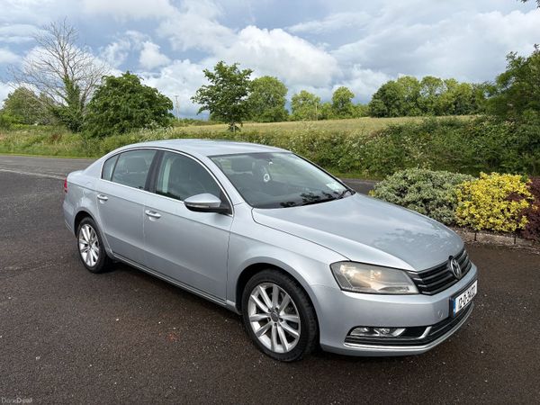 Volkswagen Passat Saloon, Diesel, 2012, Silver