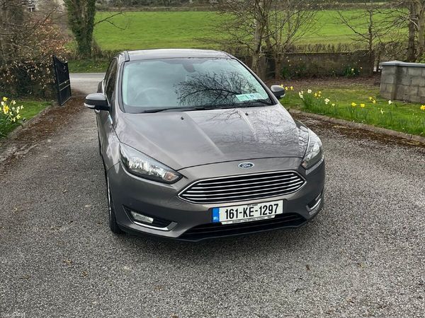 Ford Focus Hatchback, Diesel, 2016, Brown