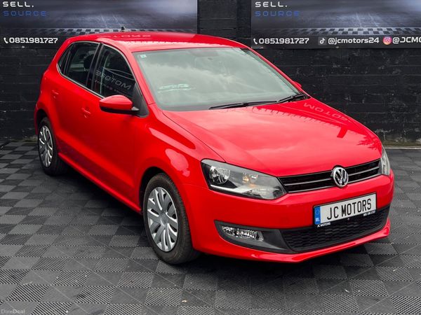 Volkswagen Polo Hatchback, Petrol, 2013, Red