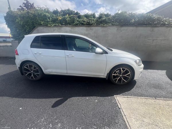 Volkswagen Golf Estate, Diesel, 2018, White