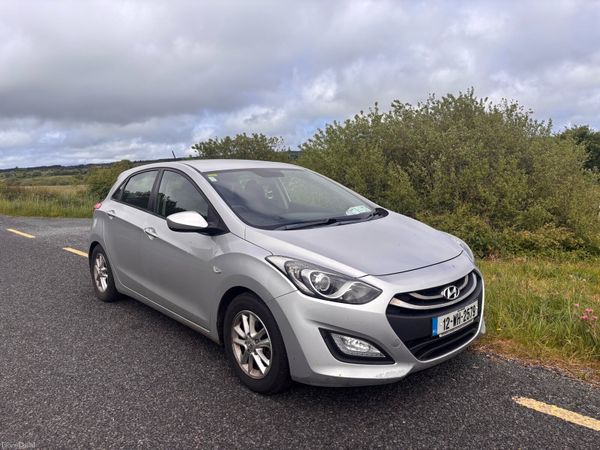 Hyundai i30 Hatchback, Diesel, 2012, Silver