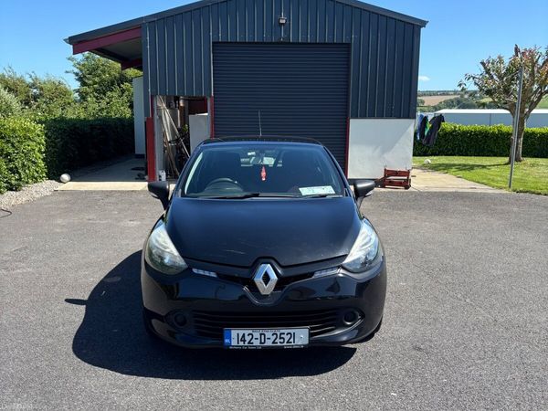 Renault Clio Hatchback, Petrol, 2014, Black