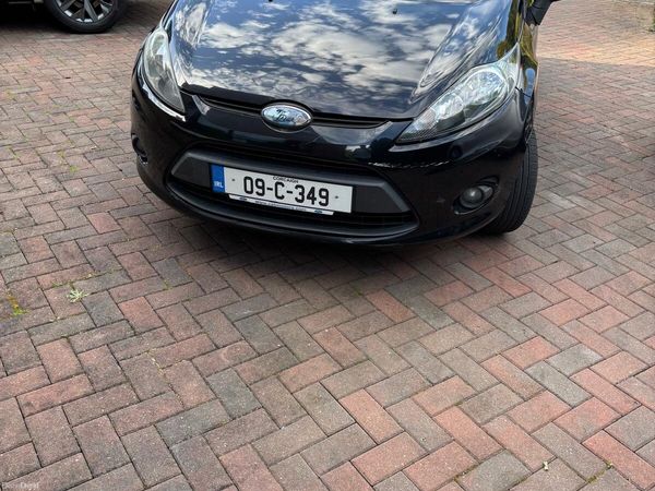 Ford Fiesta Hatchback, Petrol, 2009, Black