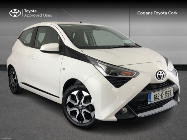 Toyota Aygo Hatchback, Petrol, 2018, White