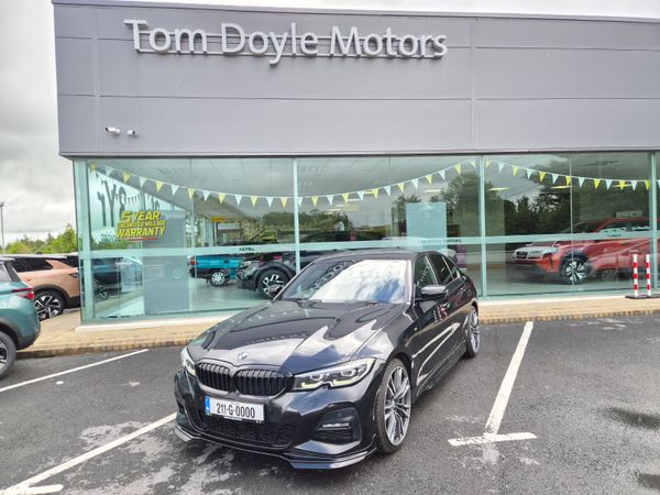 BMW 3-Series Saloon, Petrol Hybrid, 2021, Black