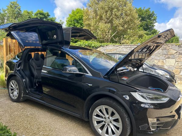 Tesla Model X Hatchback, Electric, 2018, Black
