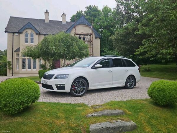 Skoda Octavia Estate, Diesel, 2014, White