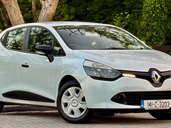 Renault Clio Hatchback, Petrol, 2014, White