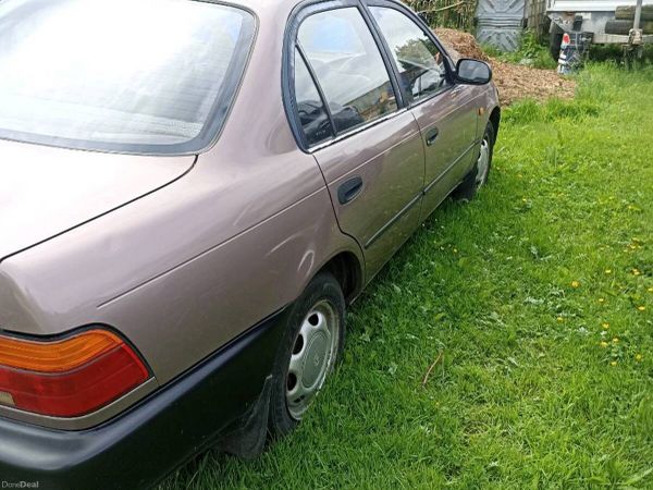 Toyota Corolla Saloon, Petrol, 1993, Grey
