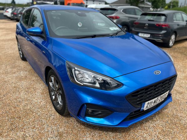 Ford Focus Hatchback, Diesel, 2021, Blue