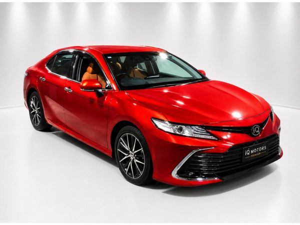 Toyota Camry Saloon, Petrol Hybrid, 2023, Red