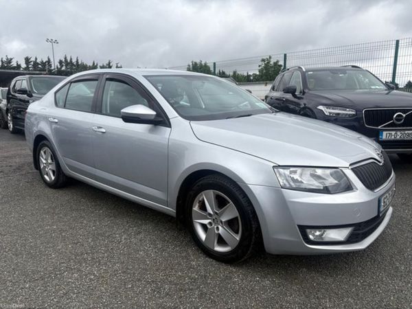 Skoda Octavia Saloon, Diesel, 2016, Silver