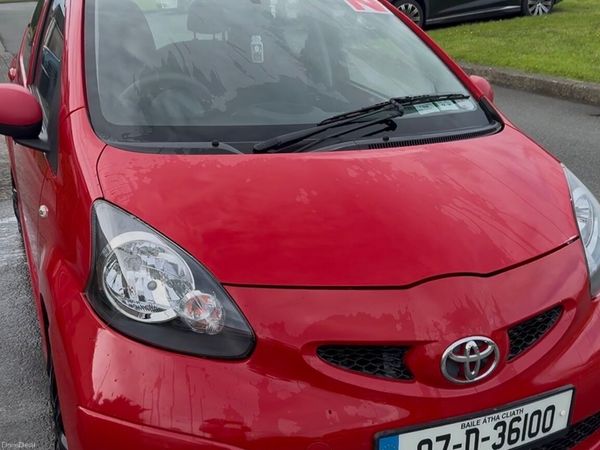 Toyota Aygo Hatchback, Petrol, 2007, Red