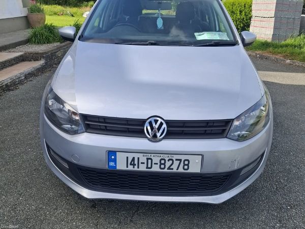 Volkswagen Polo Hatchback, Petrol, 2014, Silver