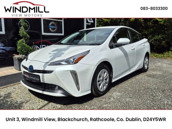 Toyota Prius Saloon, Petrol Hybrid, 2021, White