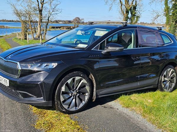 Skoda Enyaq Estate/Jeep, Electric, 2022, Black