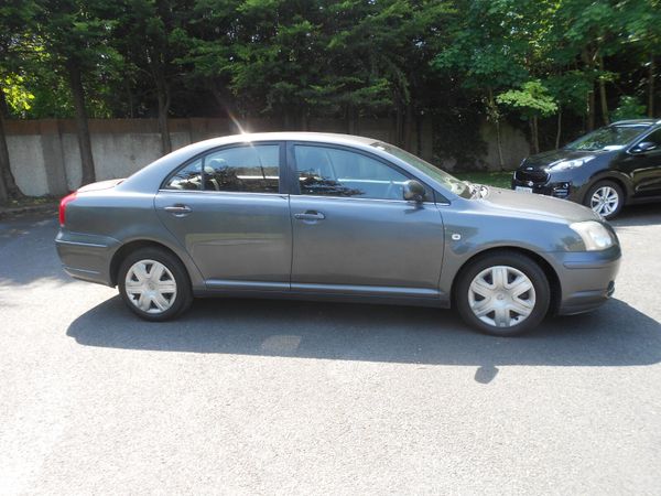Toyota Avensis Saloon, Petrol, 2006, Grey
