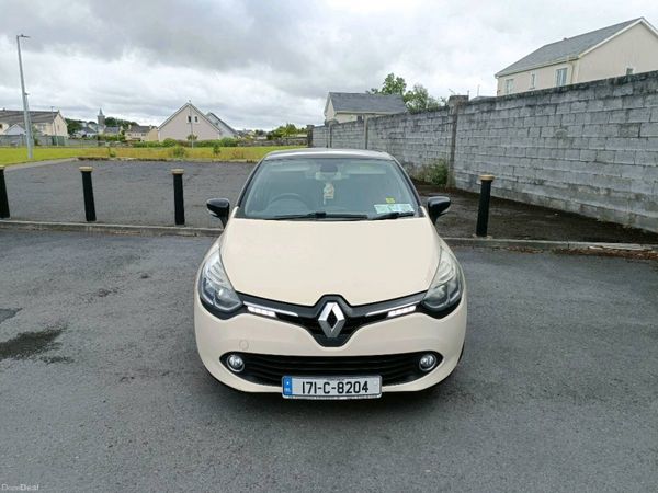 Renault Clio Hatchback, Diesel, 2017, Brown