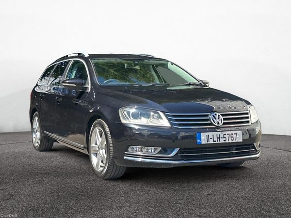 Volkswagen Passat Estate, Petrol, 2011, Black