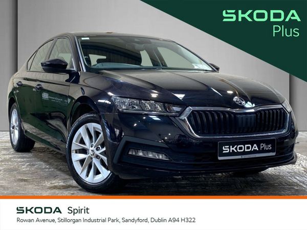 Skoda Octavia Saloon, Petrol, 2024, Black