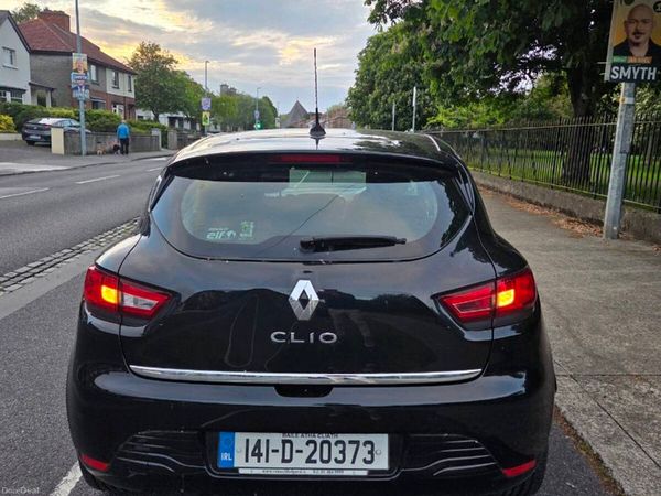 Renault Clio Hatchback, Petrol, 2014, Black