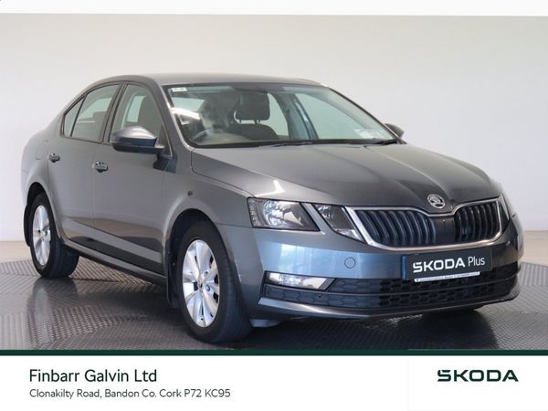 Skoda Octavia Saloon, Diesel, 2020, Grey