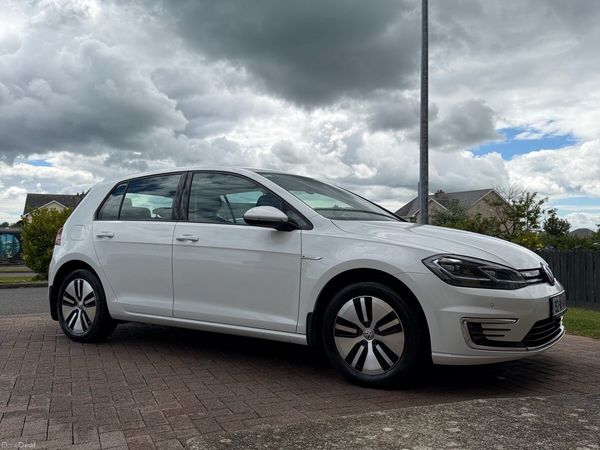 Volkswagen Golf Hatchback, Electric, 2019, White