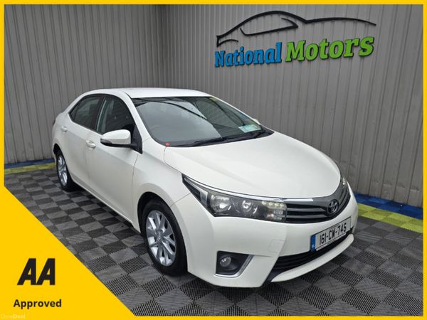 Toyota Corolla Saloon, Diesel, 2016, White