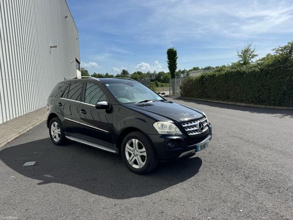 Mercedes-Benz M-Class SUV, Diesel, 2010, Black
