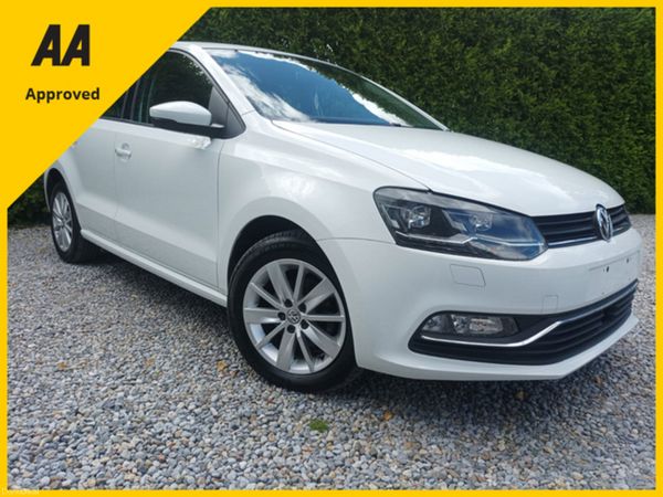 Volkswagen Polo Hatchback, Petrol, 2016, White