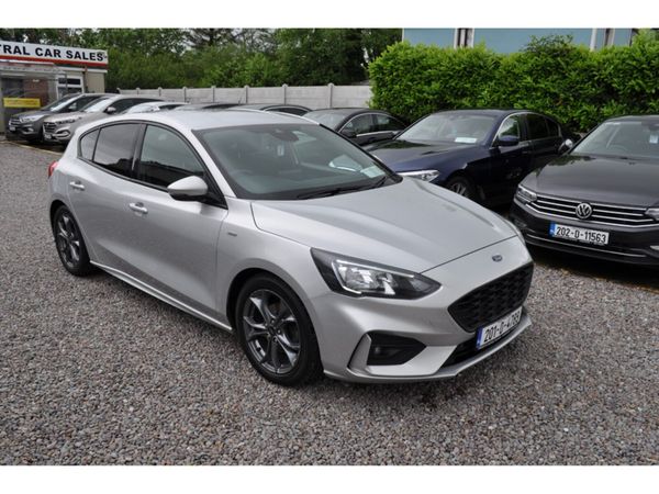 Ford Focus Hatchback, Diesel, 2020, Grey