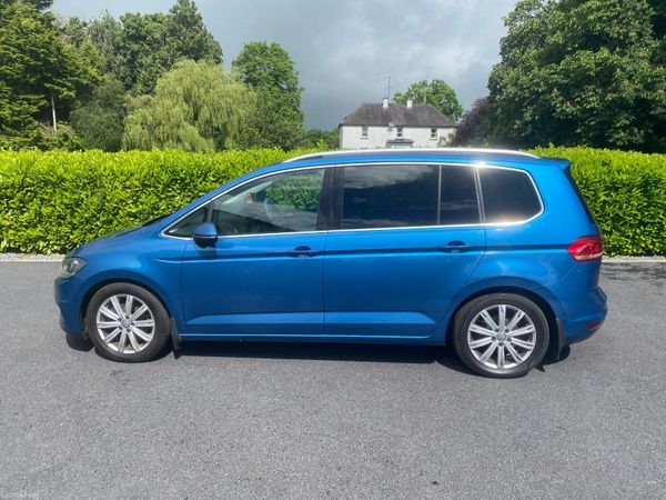 Volkswagen Touran MPV, Diesel, 2018, Blue