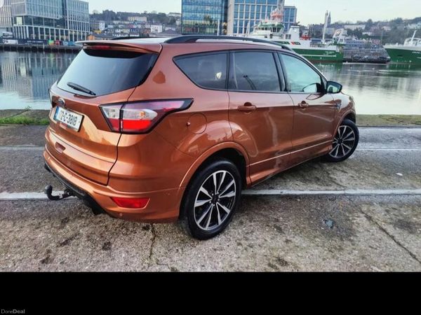 Ford Kuga SUV, Diesel, 2017, Brown