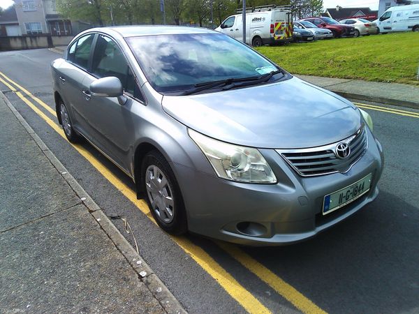 Toyota Avensis Saloon, Diesel, 2011, Grey