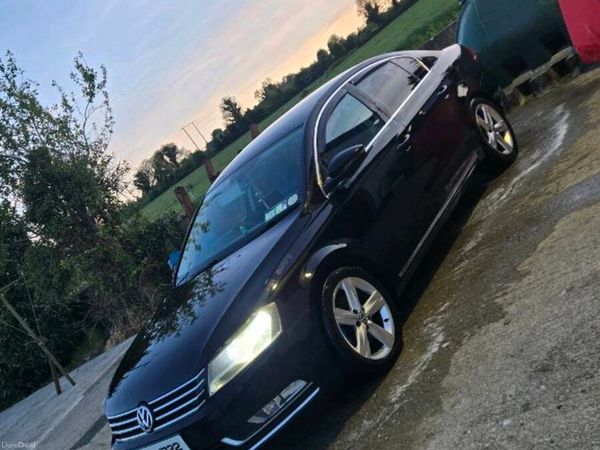 Volkswagen Passat Saloon, Diesel, 2012, Black