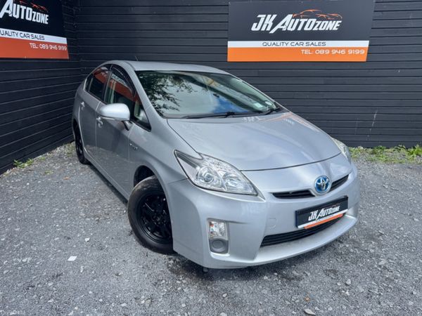Toyota Prius Hatchback, Petrol Hybrid, 2011, Silver