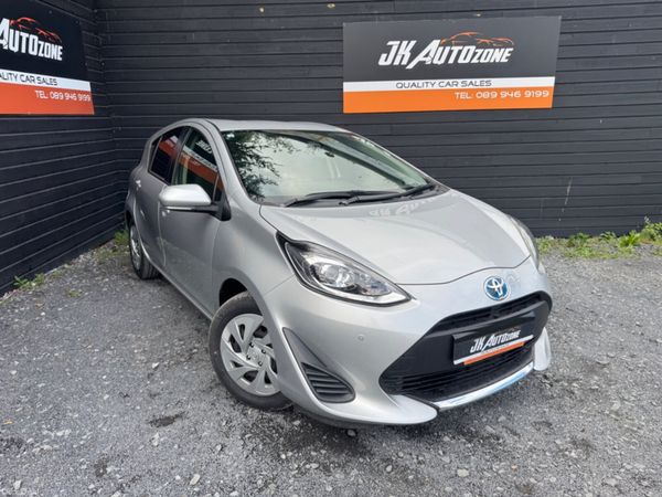 Toyota Aqua Hatchback, Petrol Hybrid, 2021, Silver
