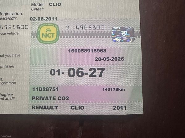 Renault Clio Hatchback, Ethanol Petrol, 2011, Gold