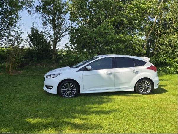 Ford Focus Hatchback, Diesel, 2018, White
