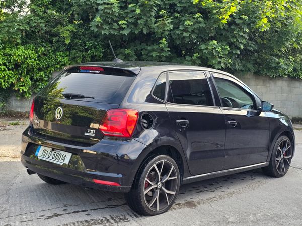Volkswagen Polo Hatchback, Petrol, 2015, Black