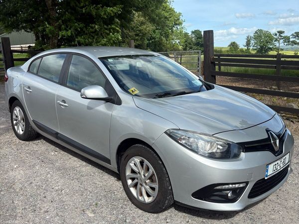 Renault Fluence Saloon, Diesel, 2013, Silver