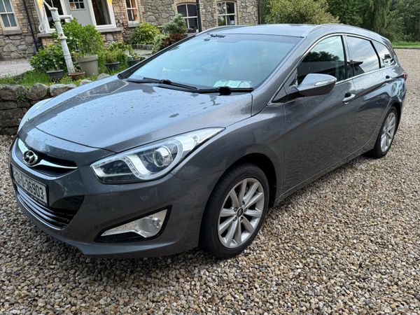 Hyundai i40 Estate, Petrol, 2013, Silver