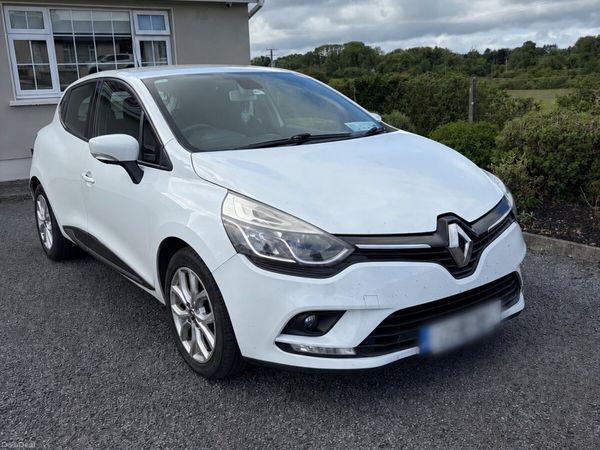 Renault Clio Hatchback, Diesel, 2017, White