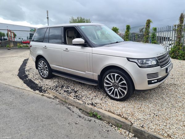 Land Rover Range Rover SUV, Diesel, 2016, Gold