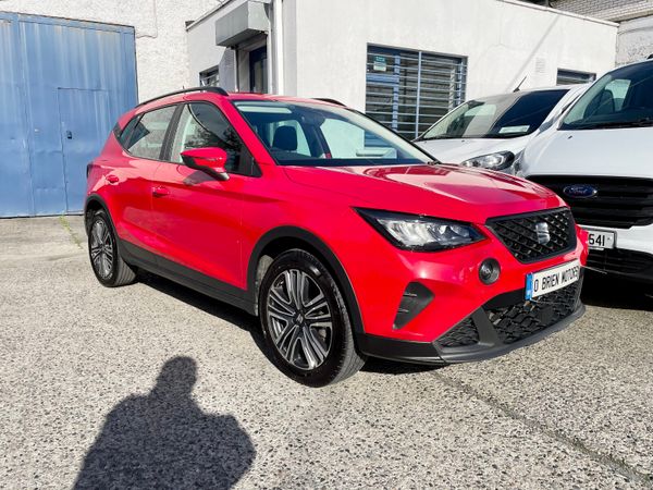 SEAT Arona SUV, Petrol, 2023, Red