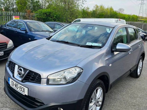 Nissan Qashqai Hatchback, Diesel, 2013, Grey