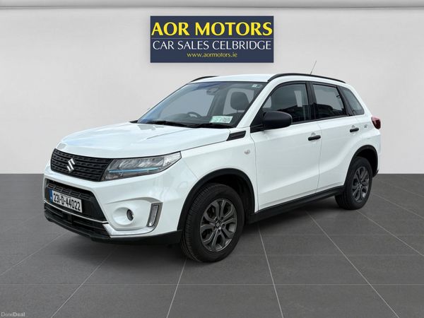 Suzuki Vitara SUV, Petrol Hybrid, 2023, White