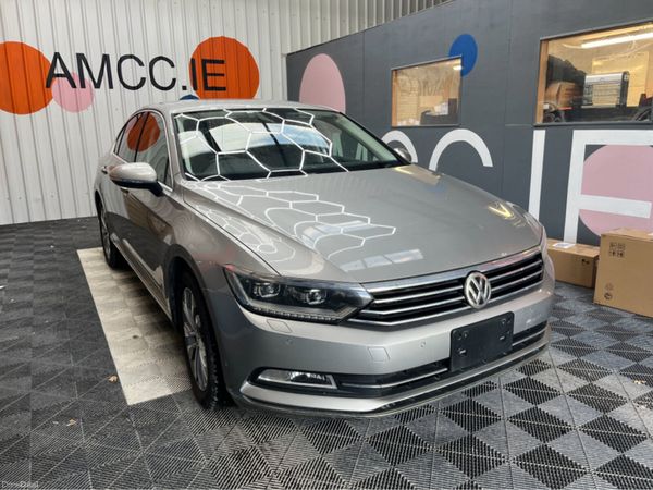 Volkswagen Passat Saloon, Petrol, 2016, Silver